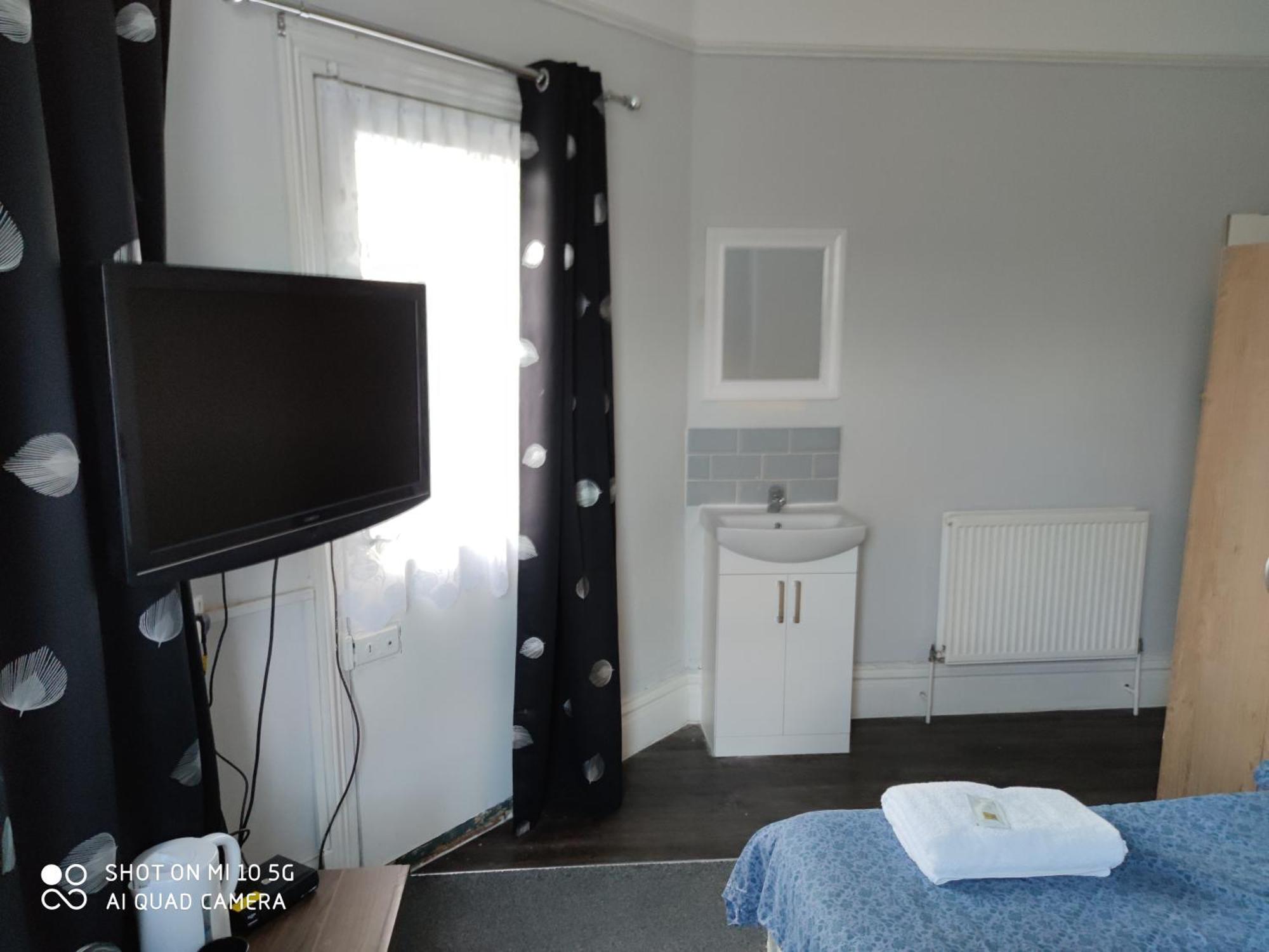 Guest house Sussex Slough